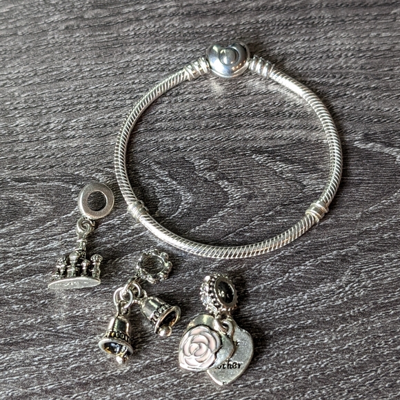 Pandora Moments Heart Clasp Snake Chain Bracelet with Three Charms - Picture 1 of 10